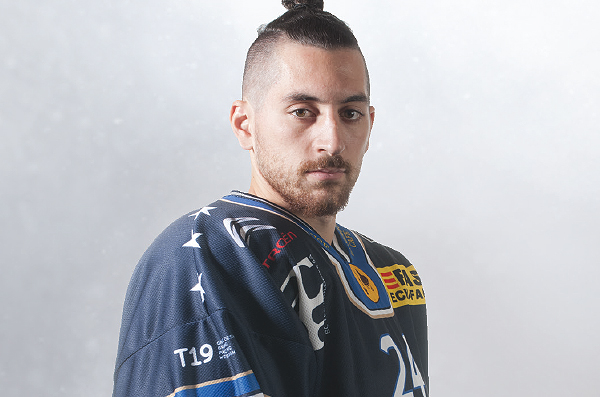 RACONTEZ-NOUS DOMINIC HOBI !